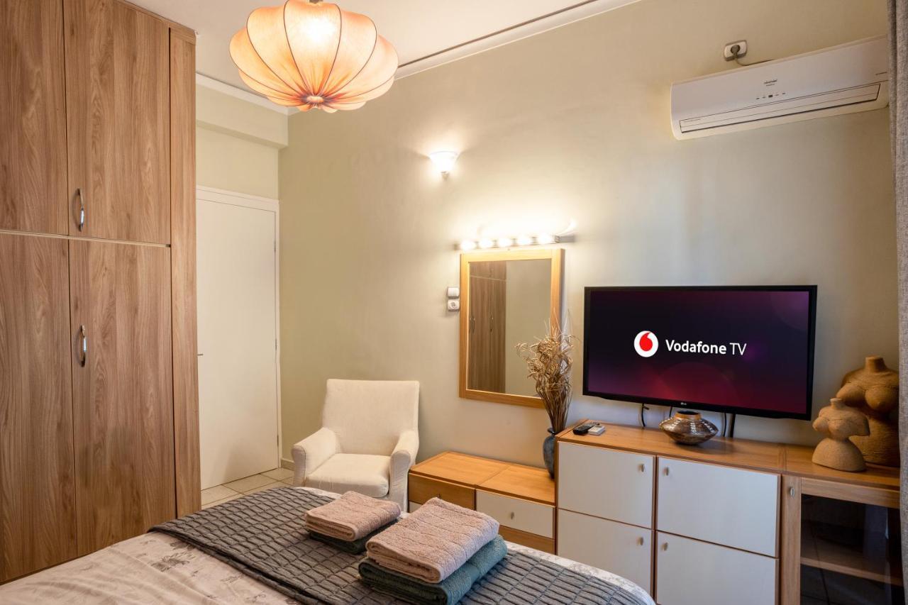 Athinas Apartment Piraeus Exterior photo